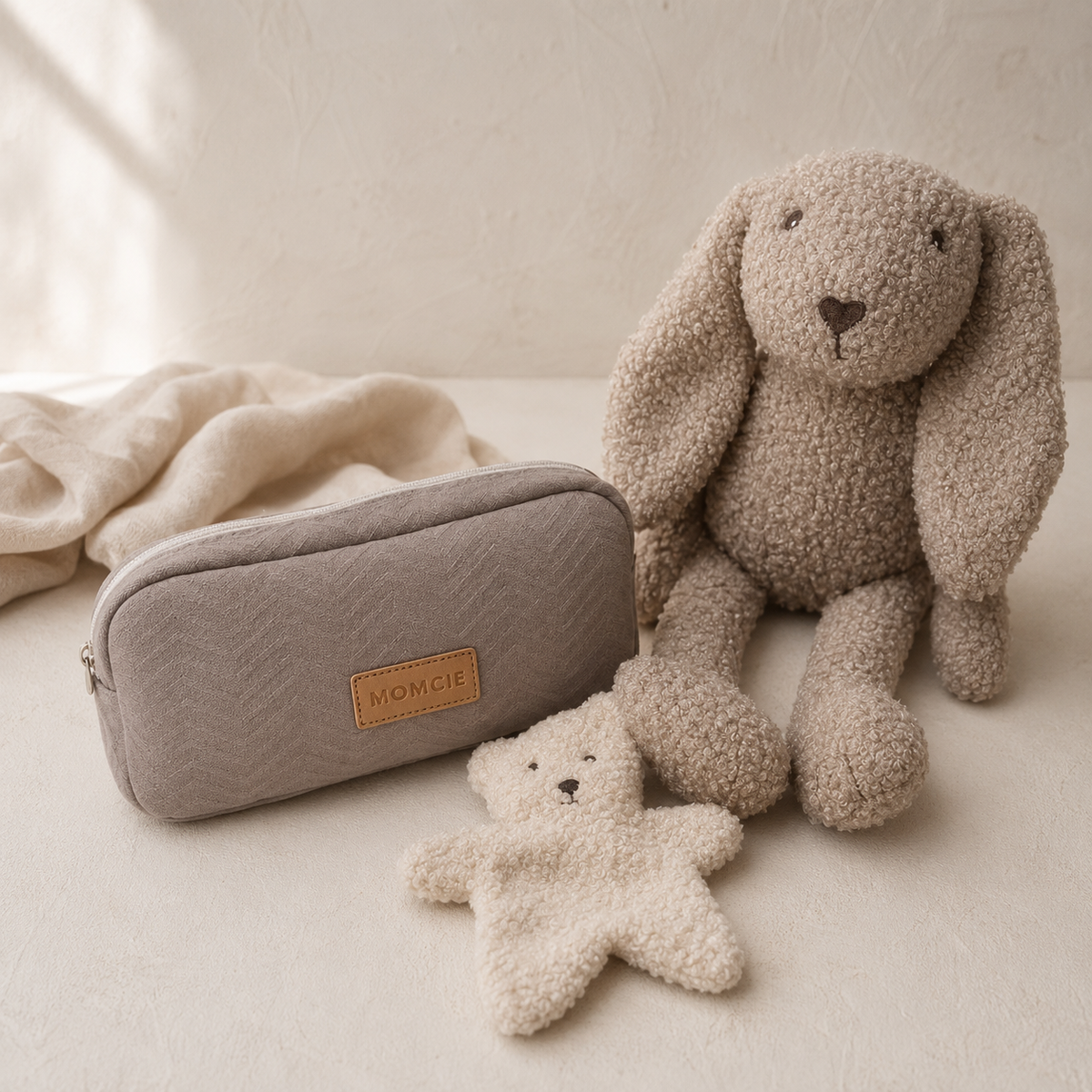 MOMCIE Welcome Little One Gift Box (Greige)