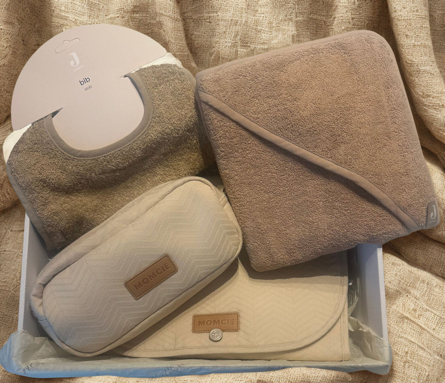 MOMCIE Giftbox (Sand)