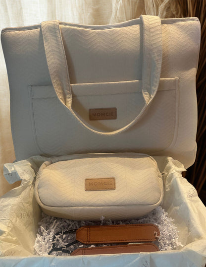 MOMCIE Luxe Giftbox (Sand)