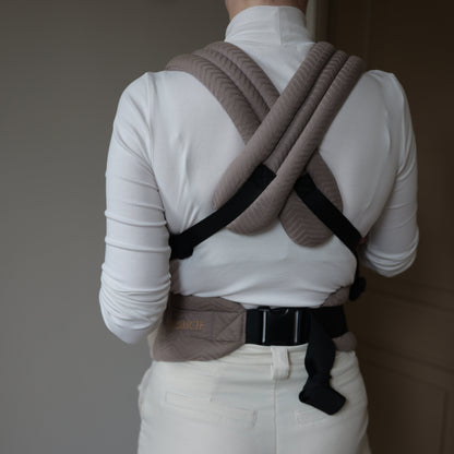 MOMCIE Cocoon Draagzak - Greige